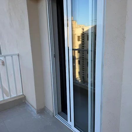 Modern & Spacious 2 Bedroom Pieta Marina Near Valletta Tal Guardamangia